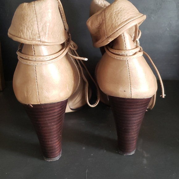 Dolce Vita booties - Picture 3 of 7